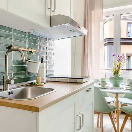 De Gasperi House Apartament Neapol